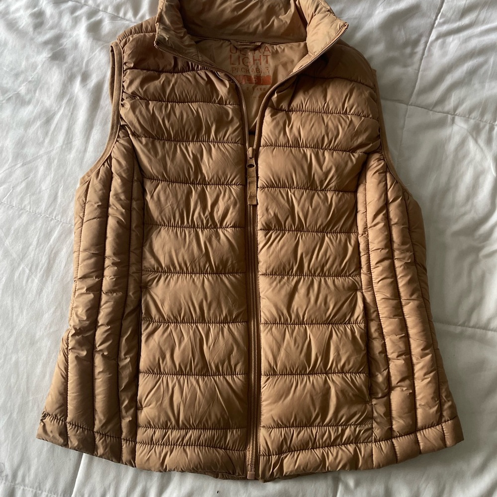 Women's Puffer Vest